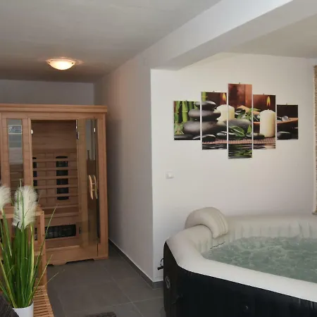 Villa Quaint In With Pool Murter